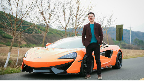 这辆车比2200万的拉法更漂亮,价格却只有它的十分之一